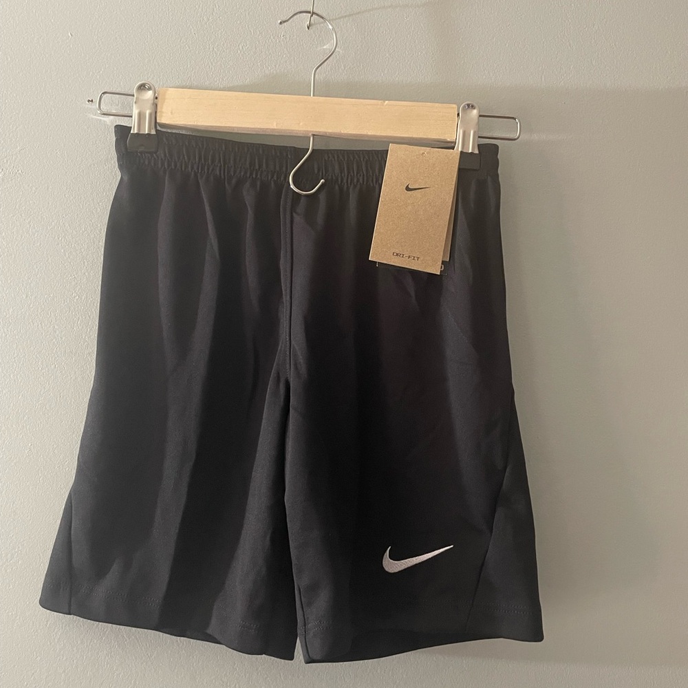 Nike Kids Black Performance Soccer / Football Shorts - Black NWT - Picture 2 of 9